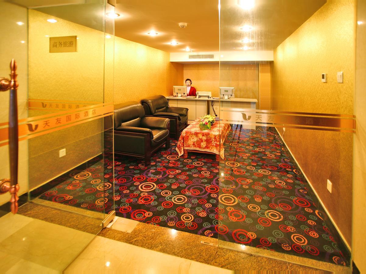 Chengdu Tianyou International Hotel Csengtu Kültér fotó