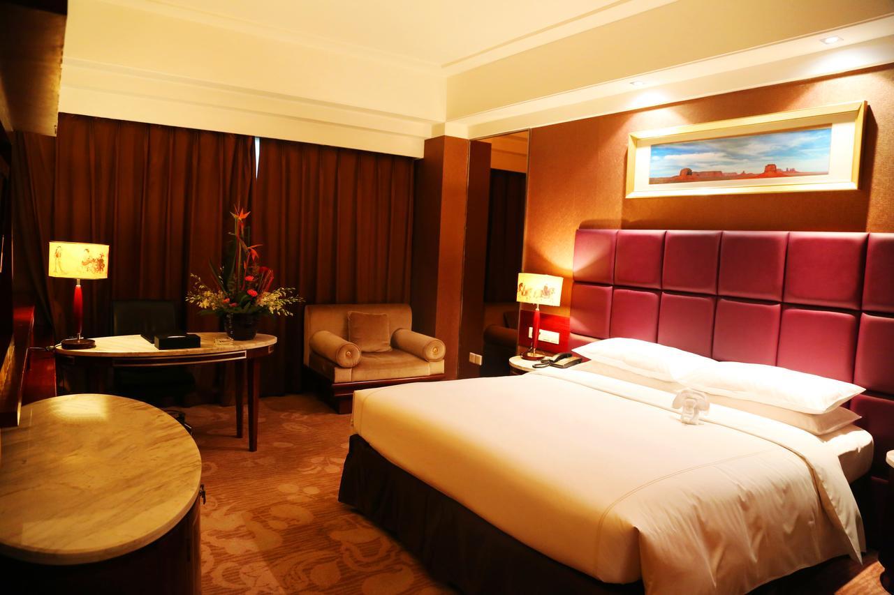Chengdu Tianyou International Hotel Csengtu Kültér fotó